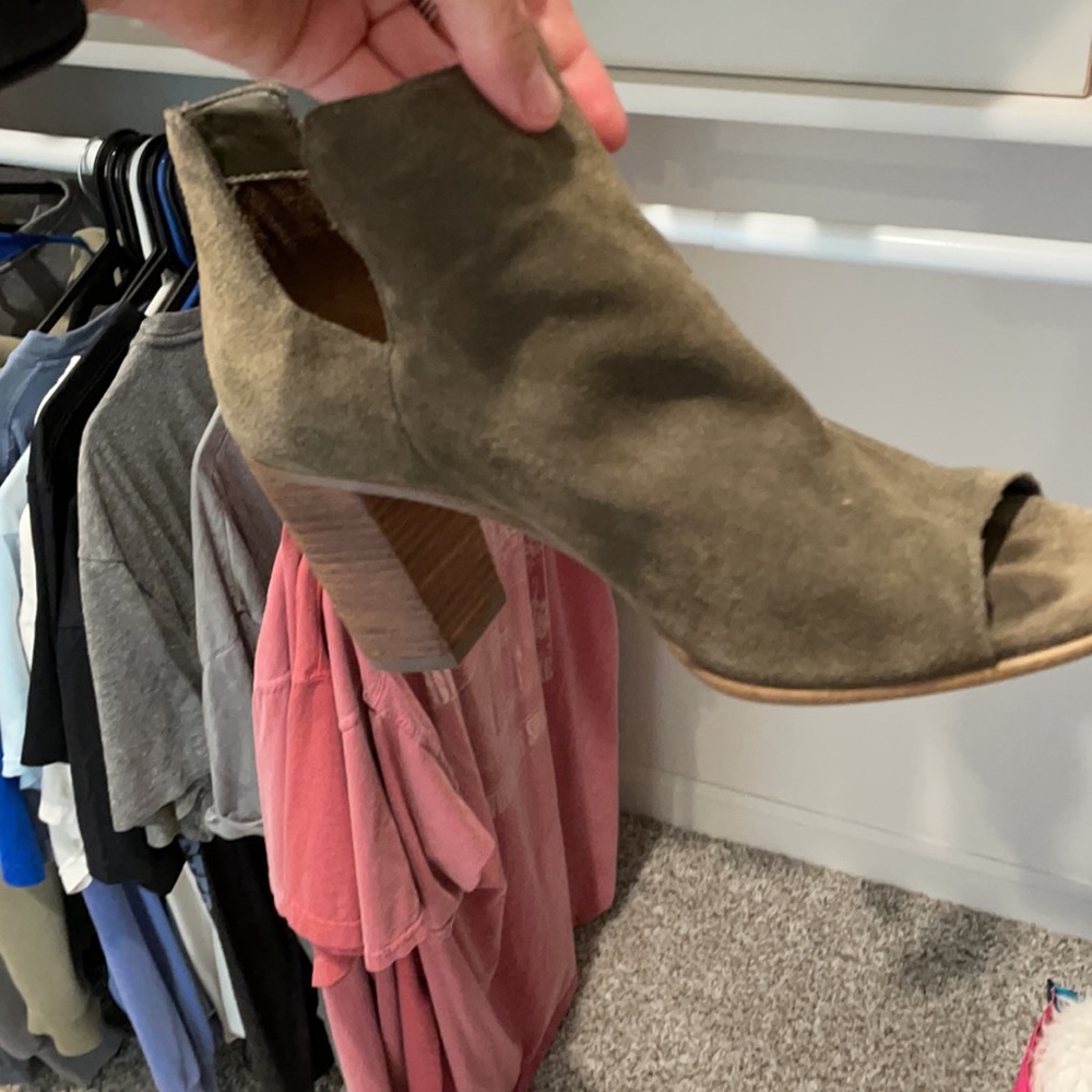 Barely Worn Steve Madden Booties - image 2